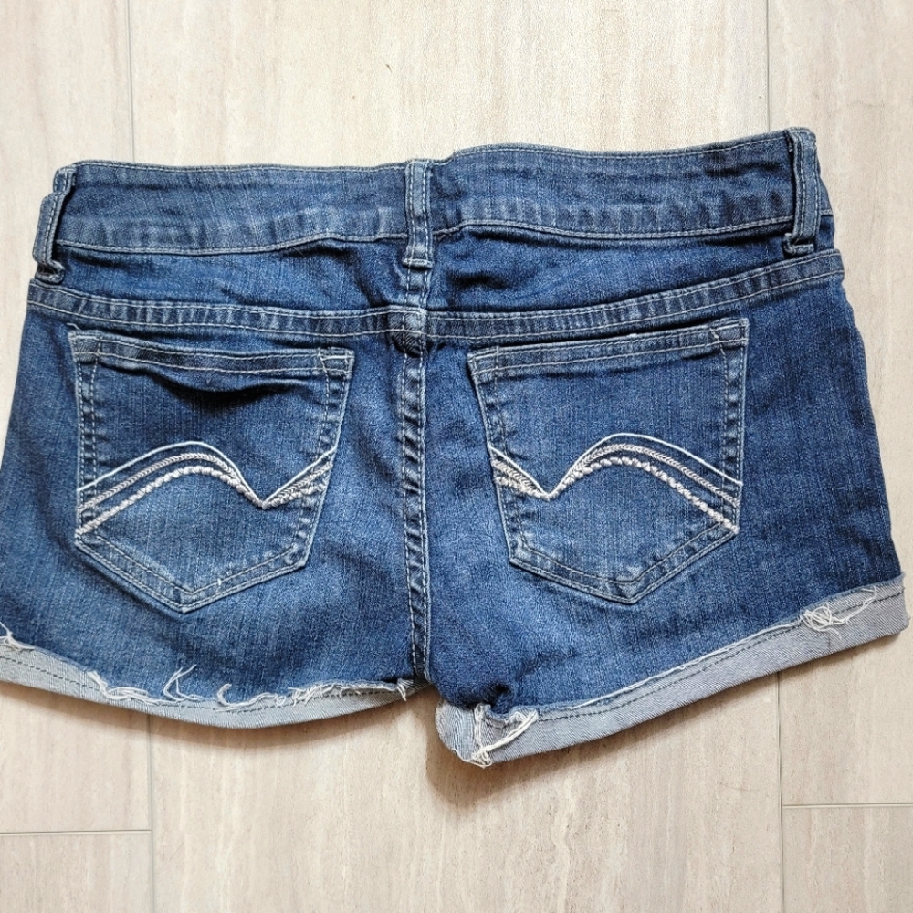 👖 BOTTOMS DROP 🔥 | Refuge Shorts Size 6